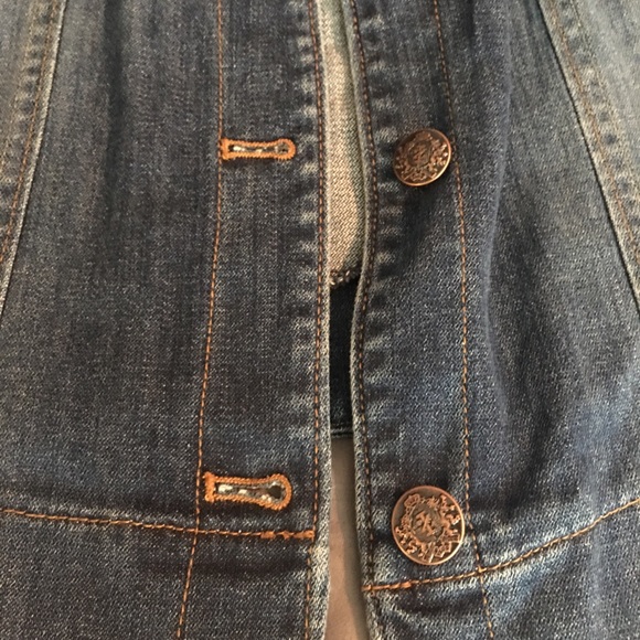 IZOD Jean jacket! - Picture 6 of 6